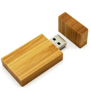USB in legno